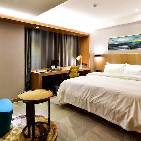 Hotel Ritz Suwon Exterior photo