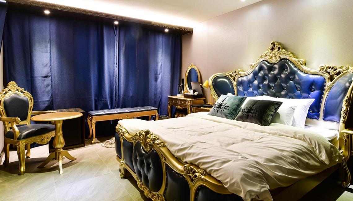 Hotel Ritz Suwon Exterior photo