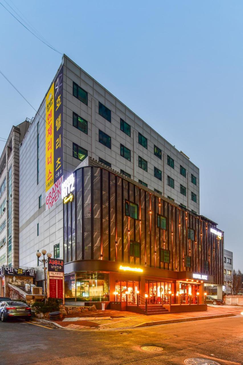 Hotel Ritz Suwon Exterior photo